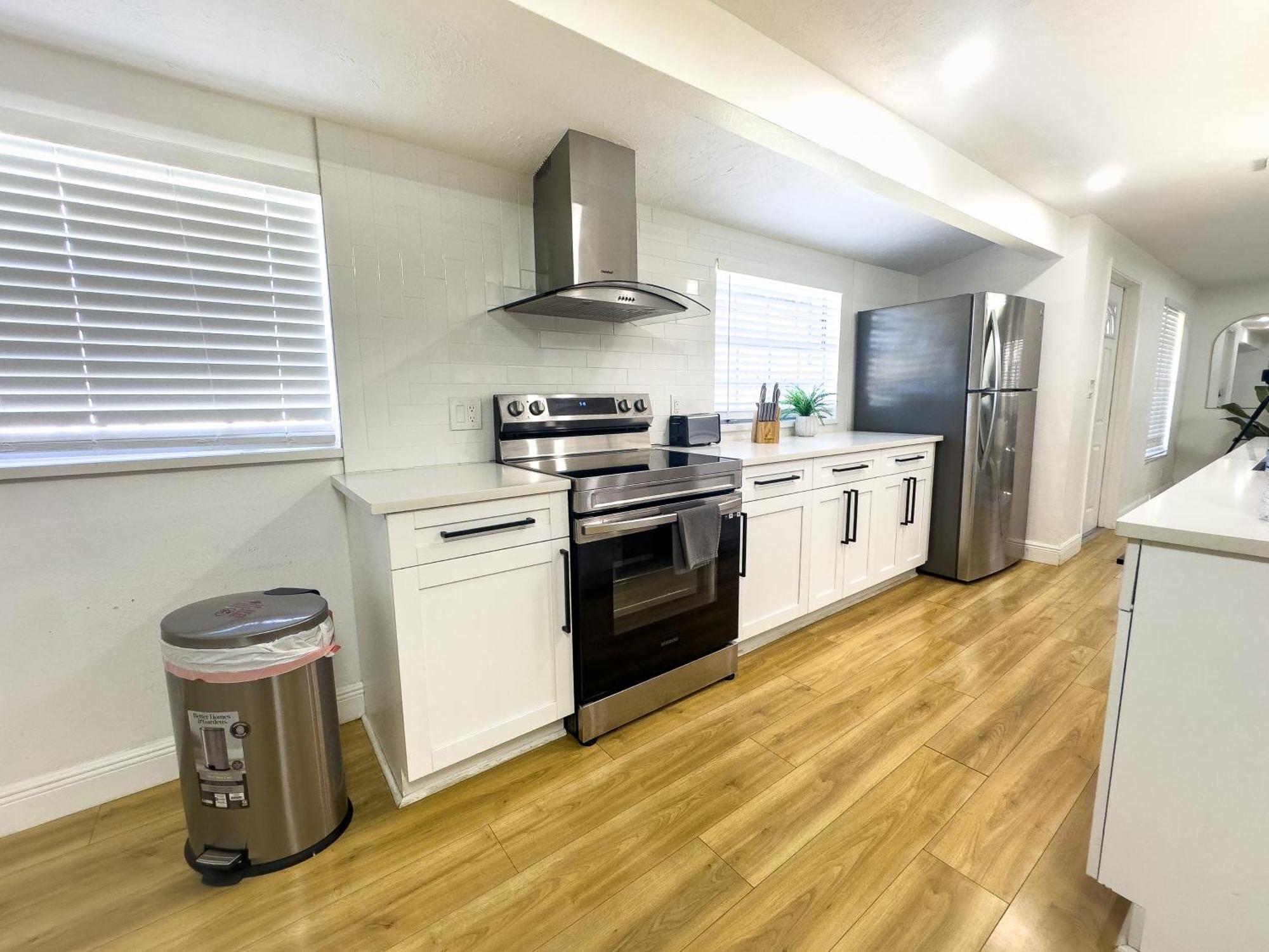Beautiful And Relaxing 3 Bedrooms 2 Kings Beds 坦帕 外观 照片